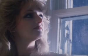 Bonnie Tyler – Total Eclipse of the Heart